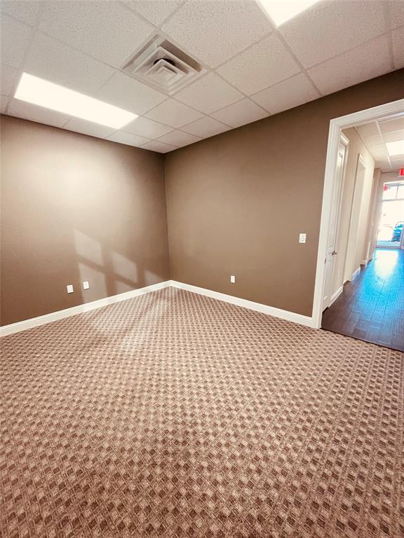 1402 Custer Road 401 Property Photo 8