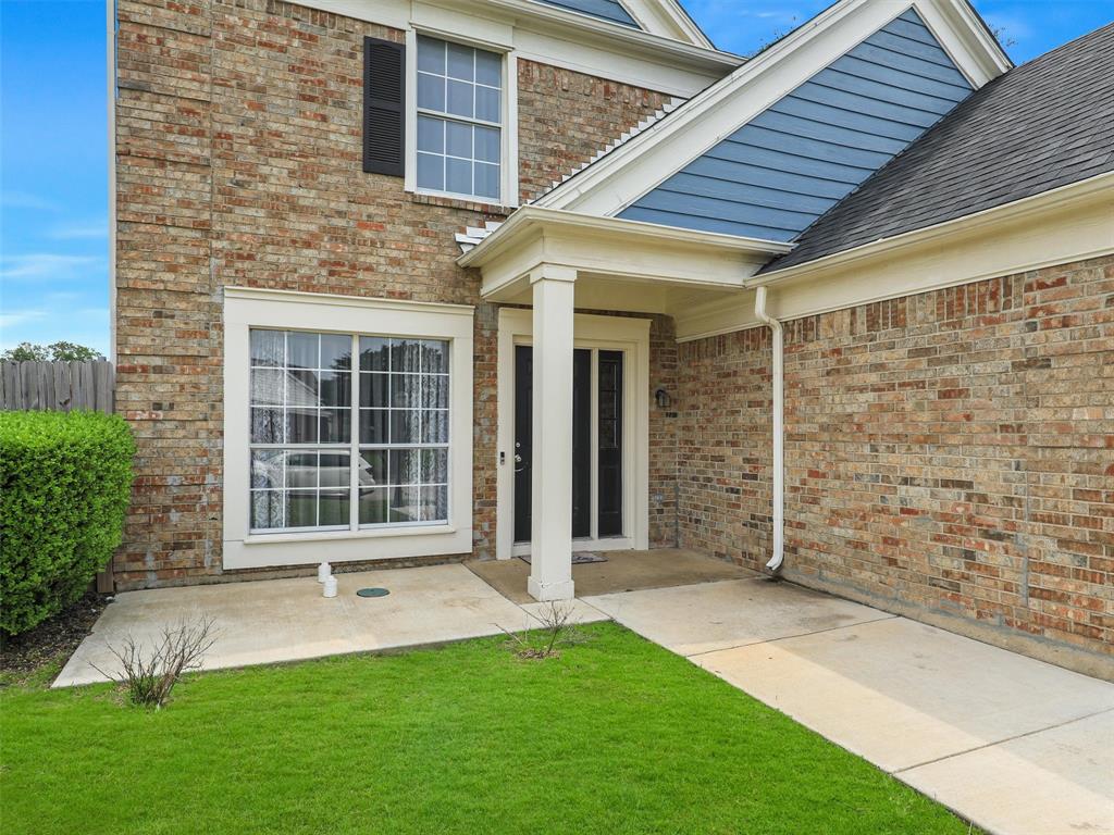2501 Dahlia Drive Property Photo 12