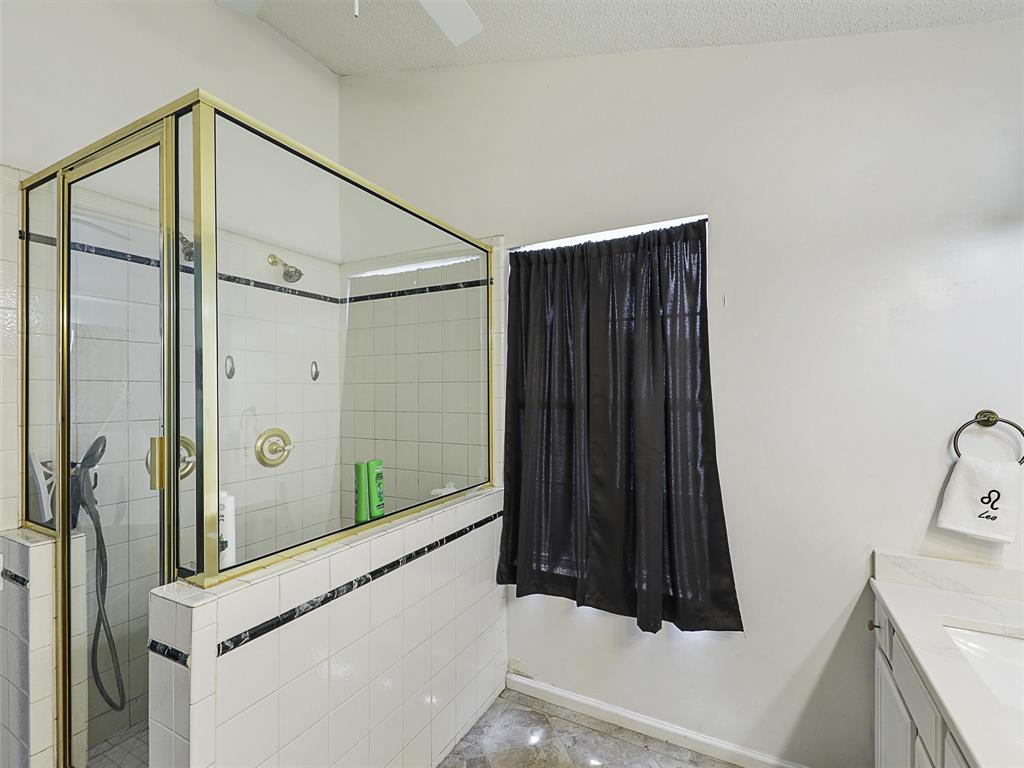 2501 Dahlia Drive Property Photo 25