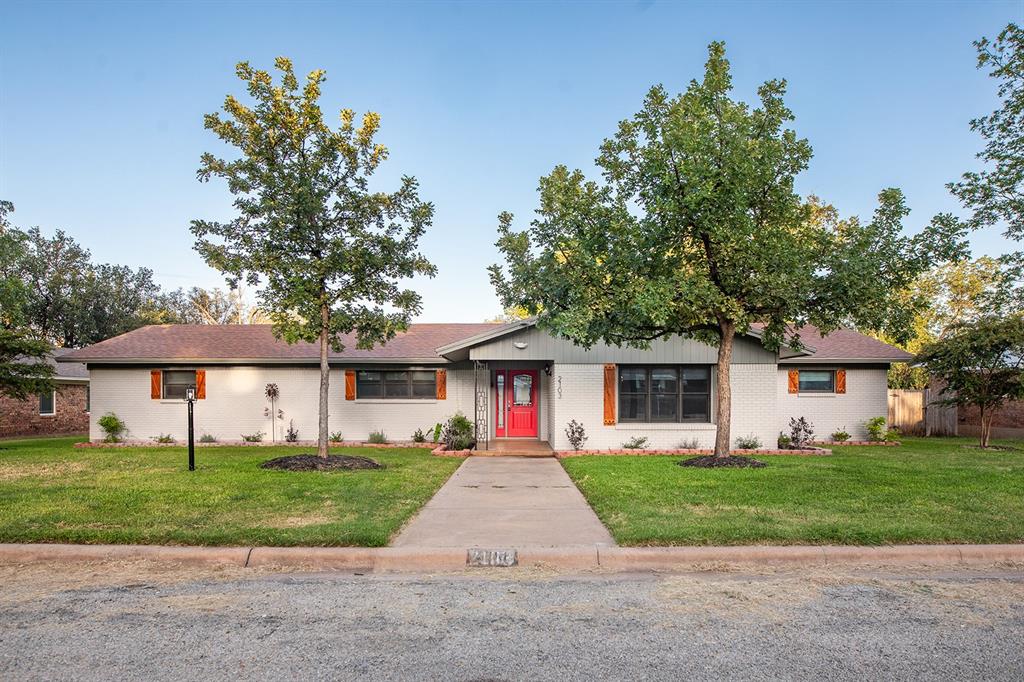 2103 S High Street Property Photo 1