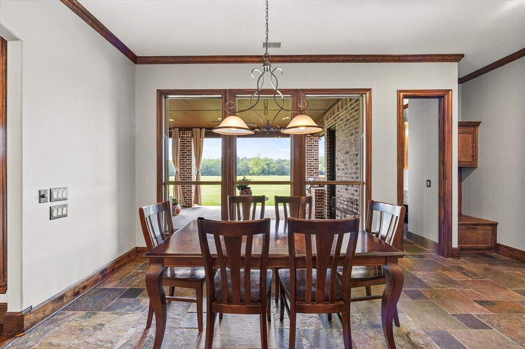 2035 Hodges Lake Drive Property Photo 17