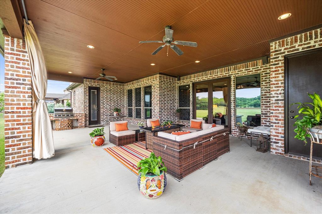 2035 Hodges Lake Drive Property Photo 35