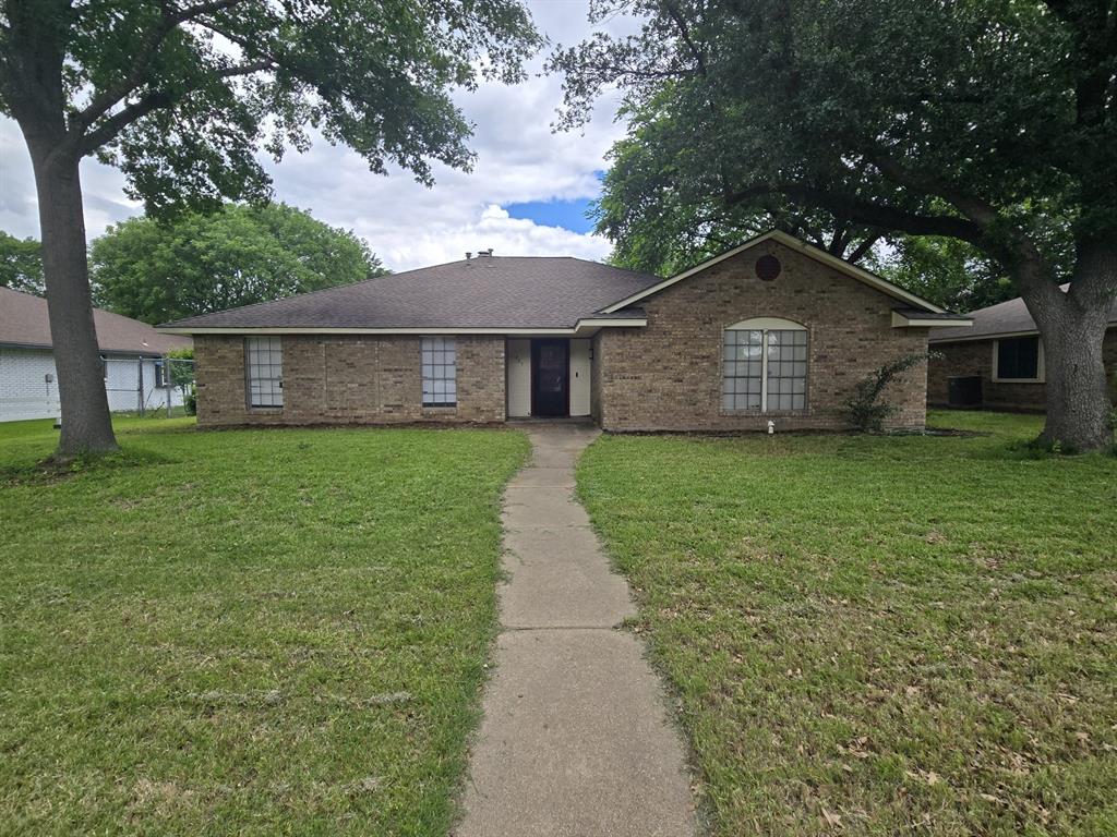 925 Shell Lane Property Photo