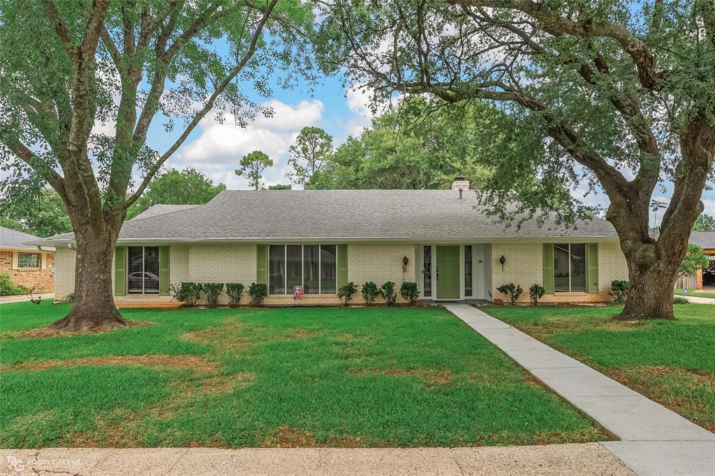 2305 Ashdown Drive Property Photo 1