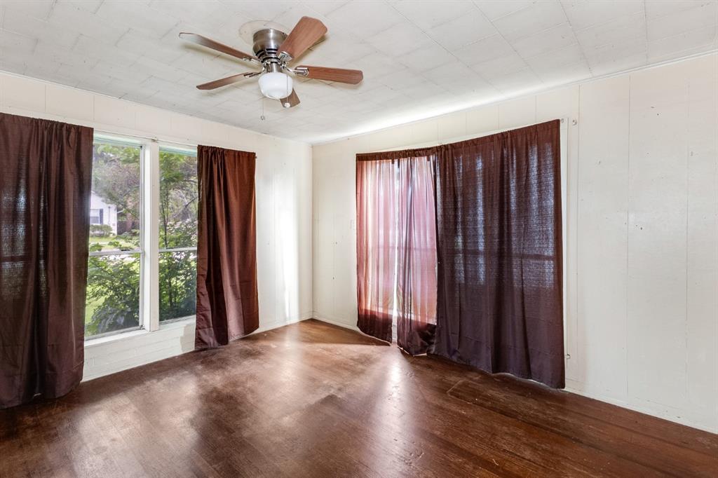 305 S Rusk Street Property Photo 8