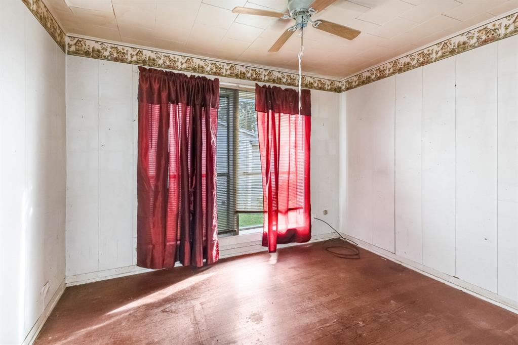 305 S Rusk Street Property Photo 9