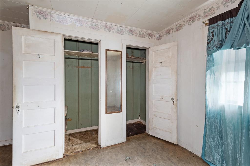 305 S Rusk Street Property Photo 15