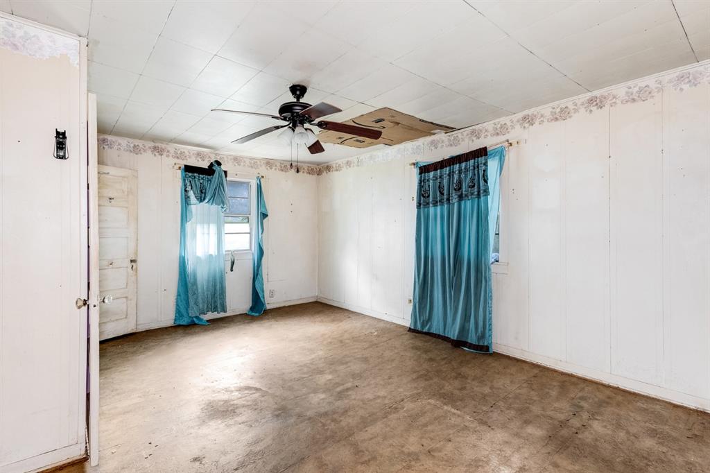 305 S Rusk Street Property Photo 16