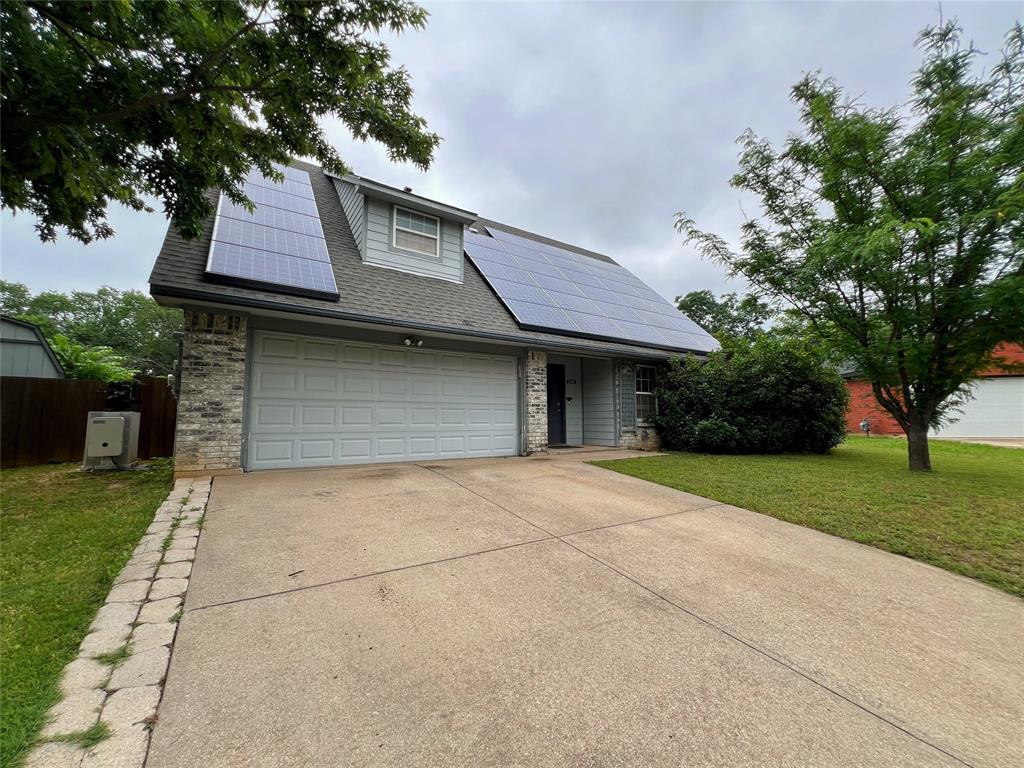 4709 Lennon Avenue Property Photo 1