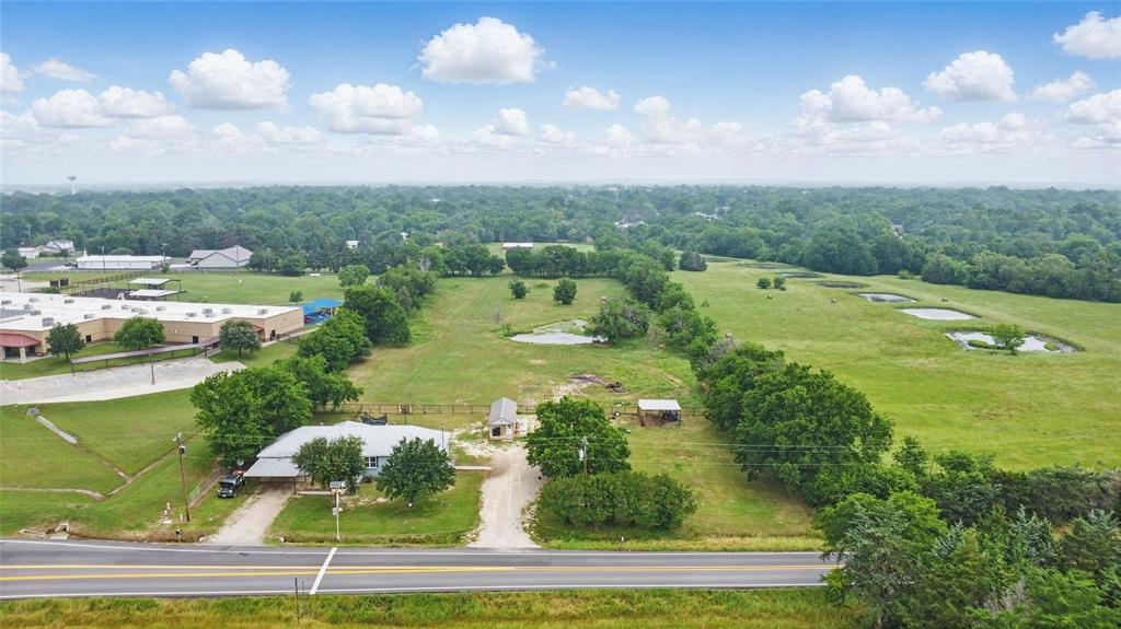 420 Fm 1528 Property Photo 1