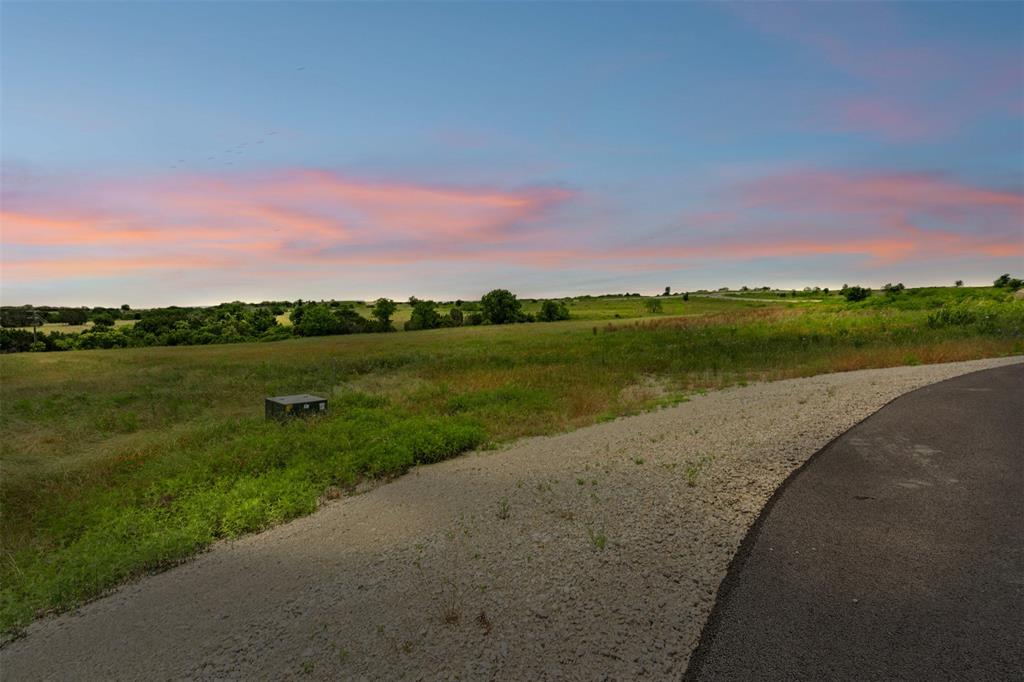 3609 Lucky Pepper Drive Property Photo 5