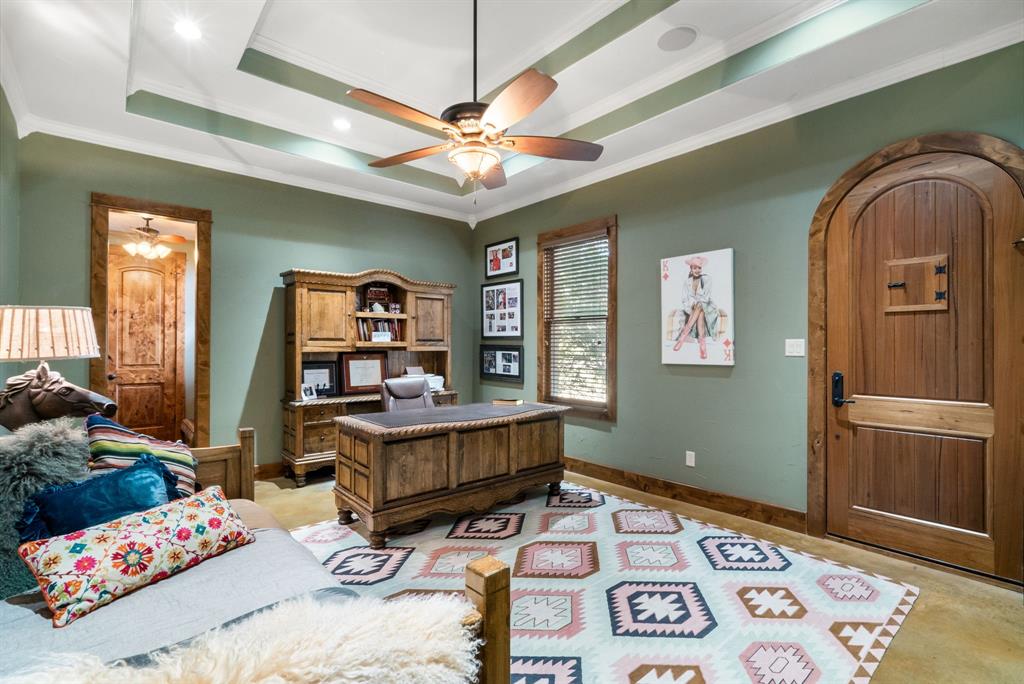 142 Wood Oak Trail Property Photo 22