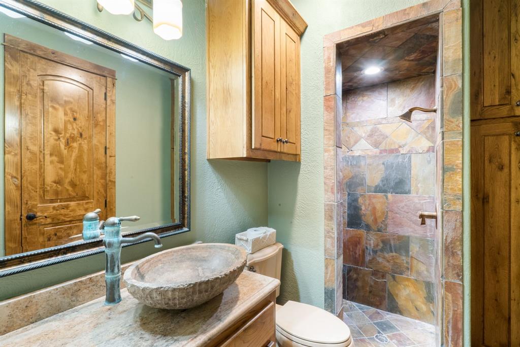 142 Wood Oak Trail Property Photo 23