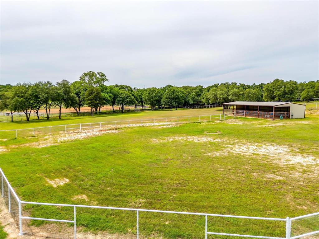 142 Wood Oak Trail Property Photo 36