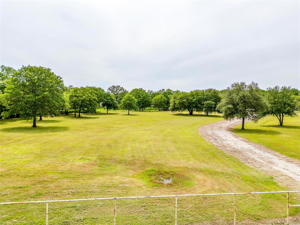 142 Wood Oak Trail Property Photo 39