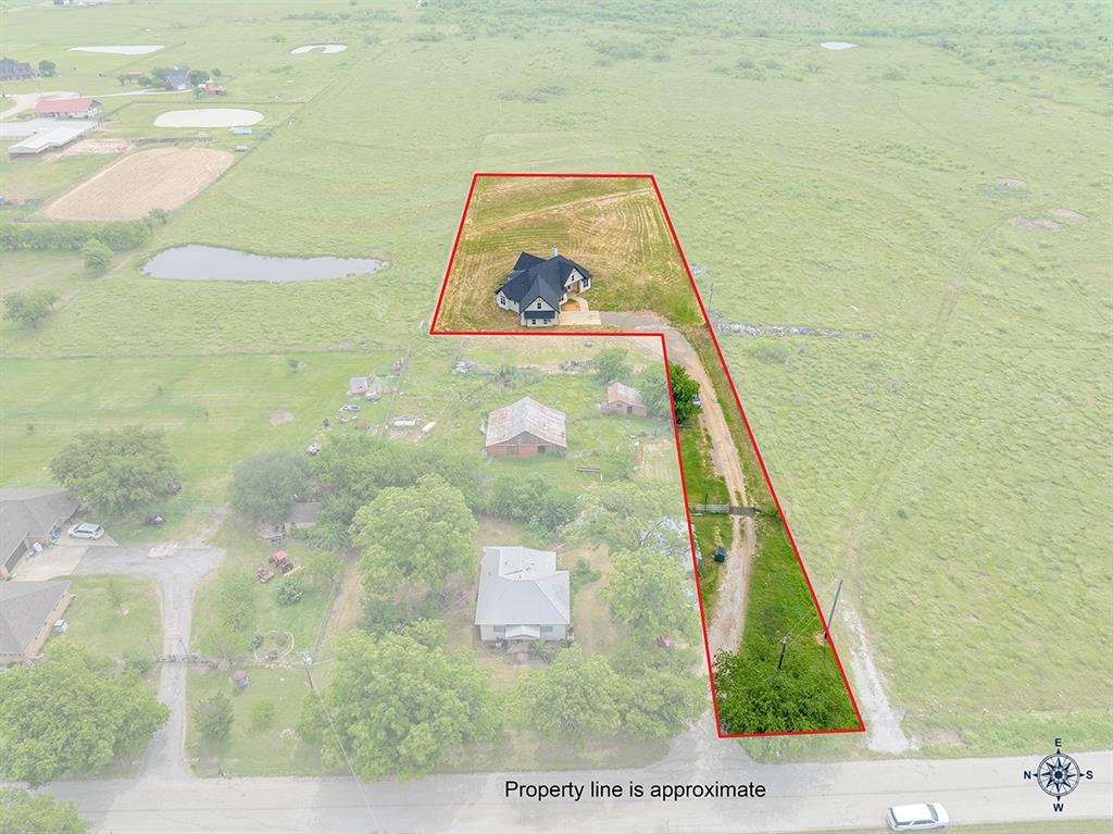 2056 Huling Road Property Photo 1