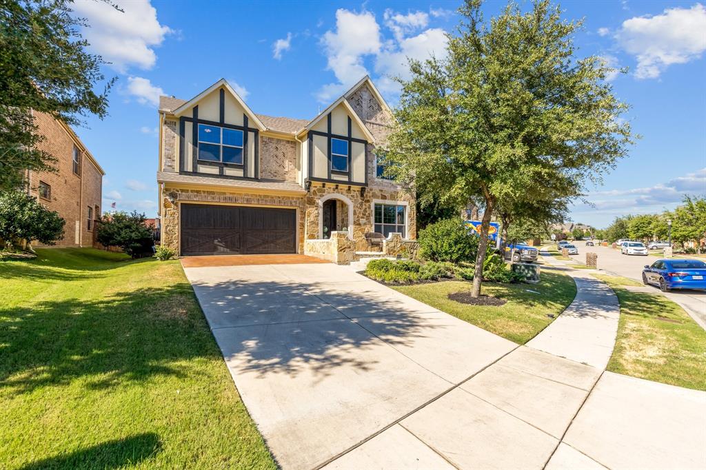 1052 Chickasaw Drive Property Photo 1