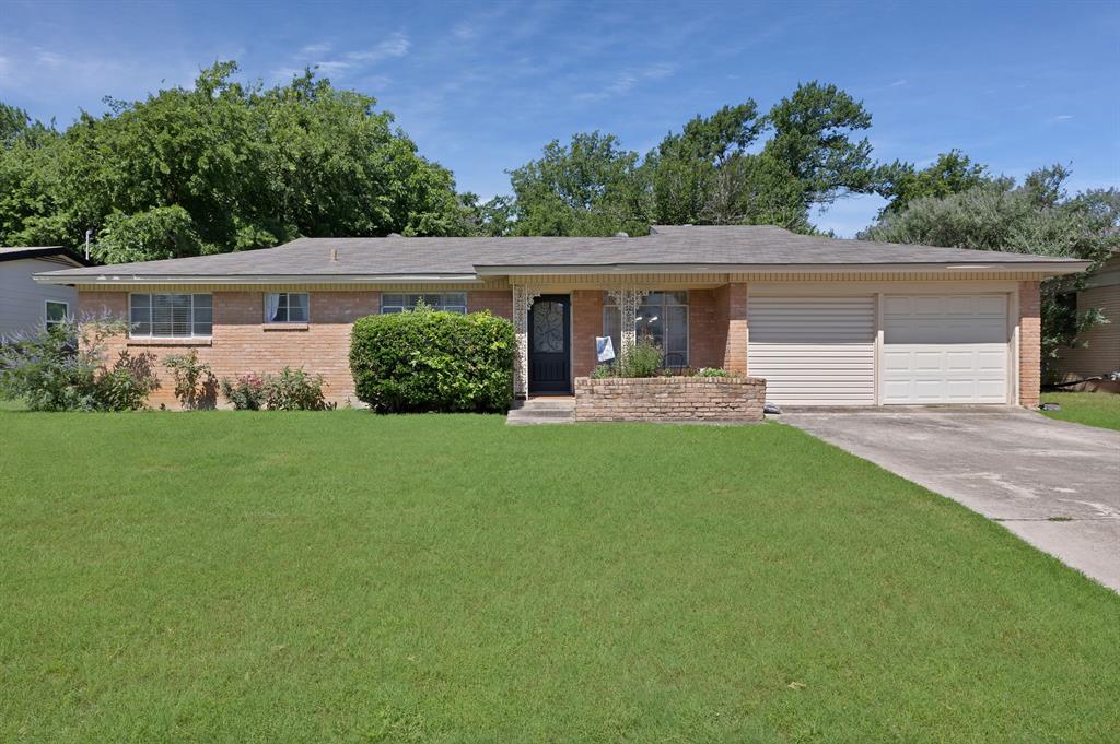 5100 Cockrell Avenue Property Photo 1