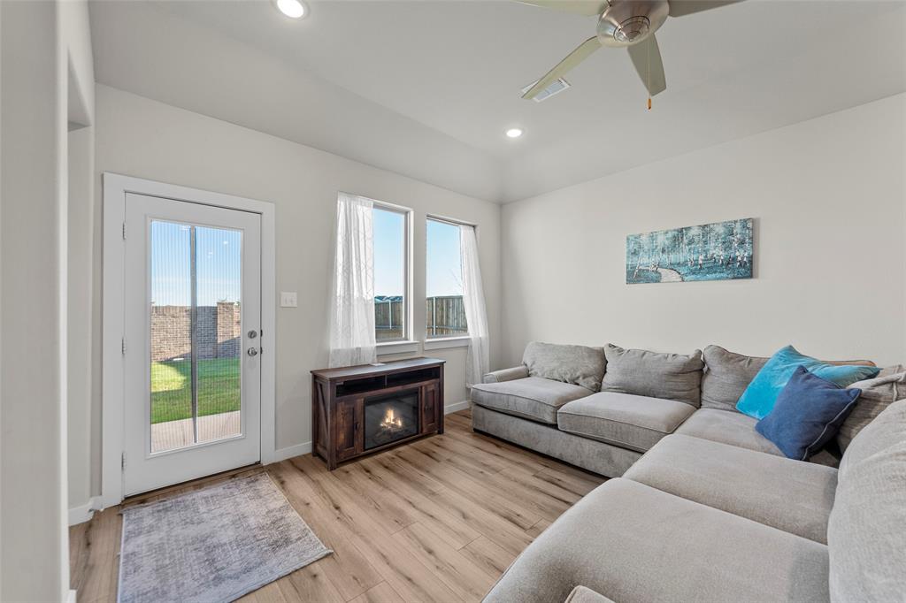 307 Bertney Drive Property Photo 12