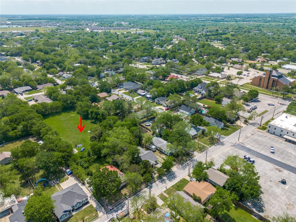 208 Farley Street Property Photo 5