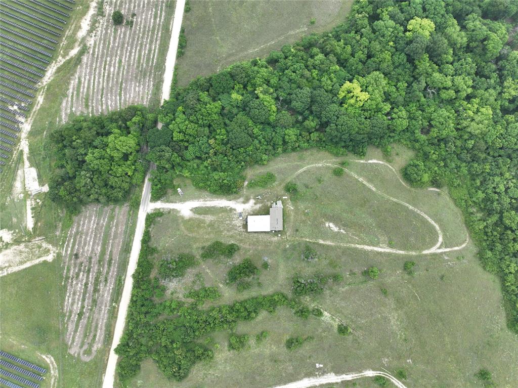 2800 Lakeview Drive Property Photo 1