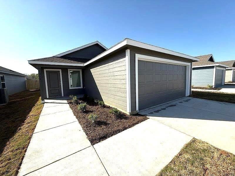 1270 Basswood Drive Property Photo 1