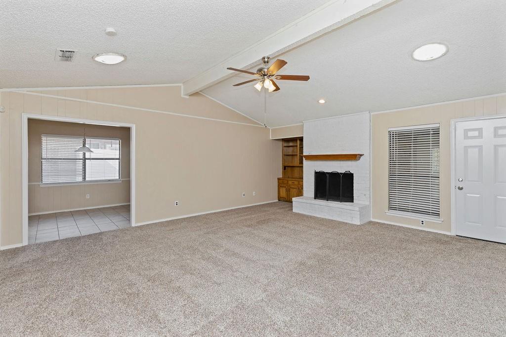 226 Gwendola Drive Property Photo 5