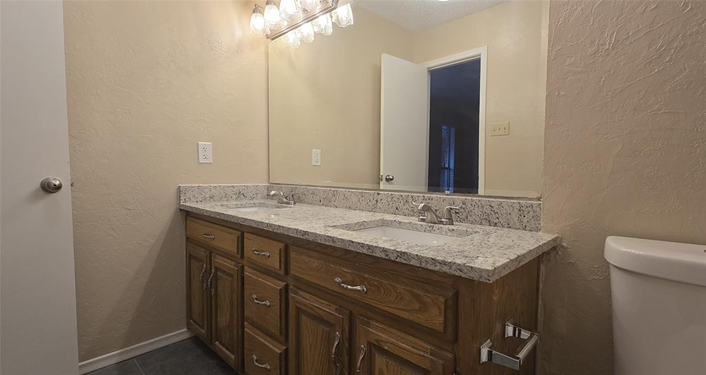 226 Gwendola Drive Property Photo 7