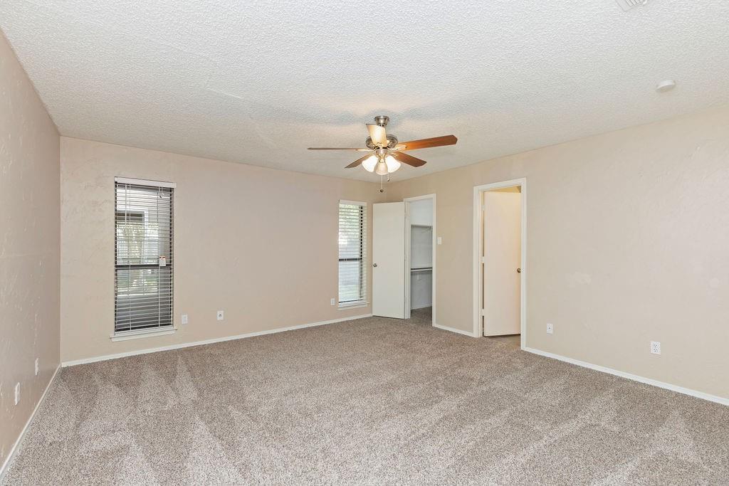 226 Gwendola Drive Property Photo 8