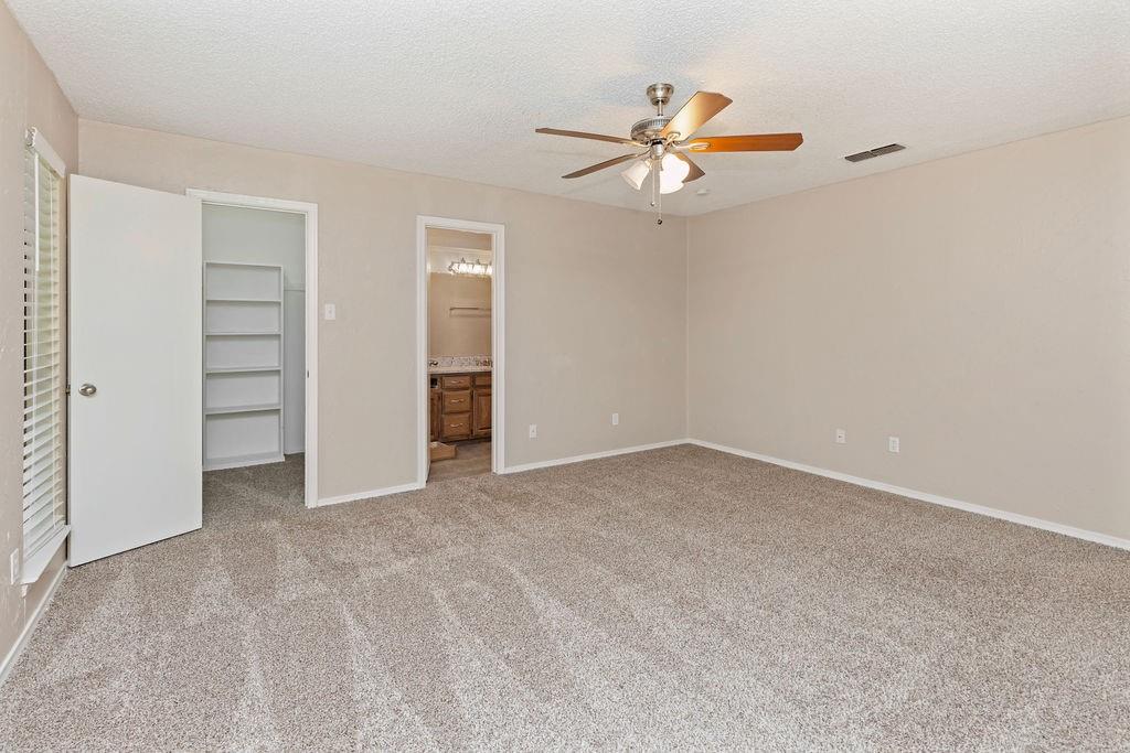 226 Gwendola Drive Property Photo 9