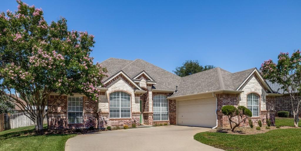 1021 Oak Hill Park Property Photo 1