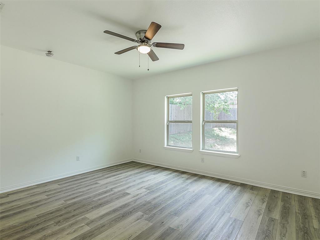 8425 Whitney Drive Property Photo 11