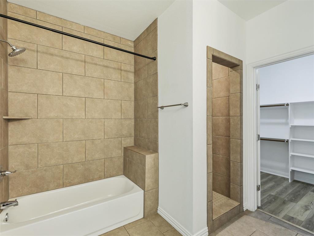 8425 Whitney Drive Property Photo 14