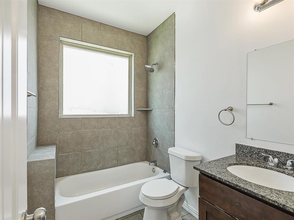 8425 Whitney Drive Property Photo 16