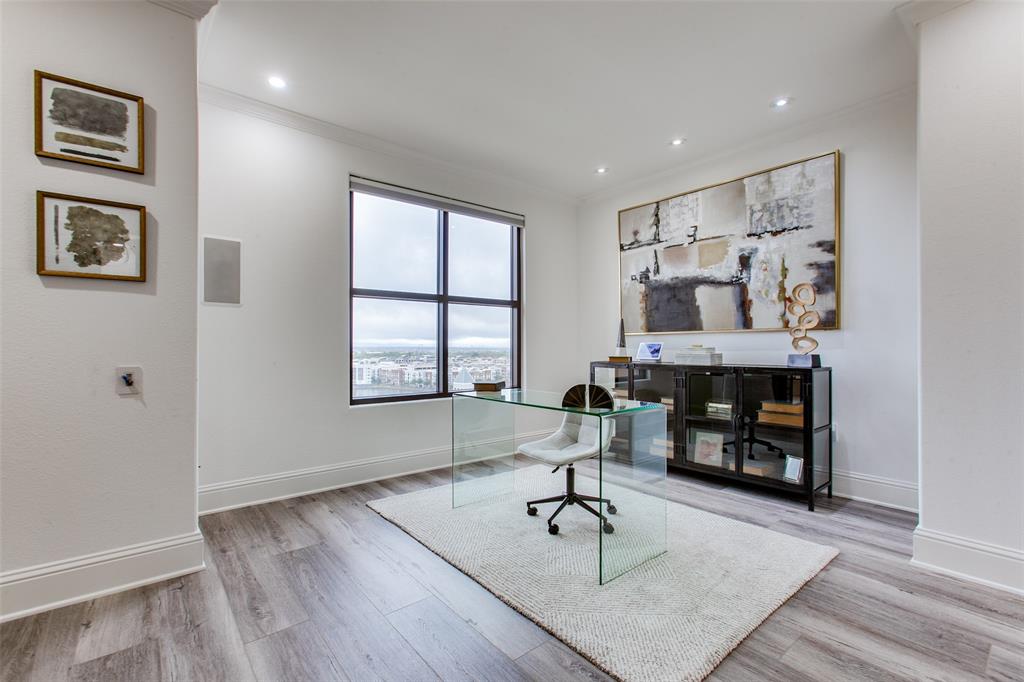 330 Las Colinas Boulevard Property Photo 17