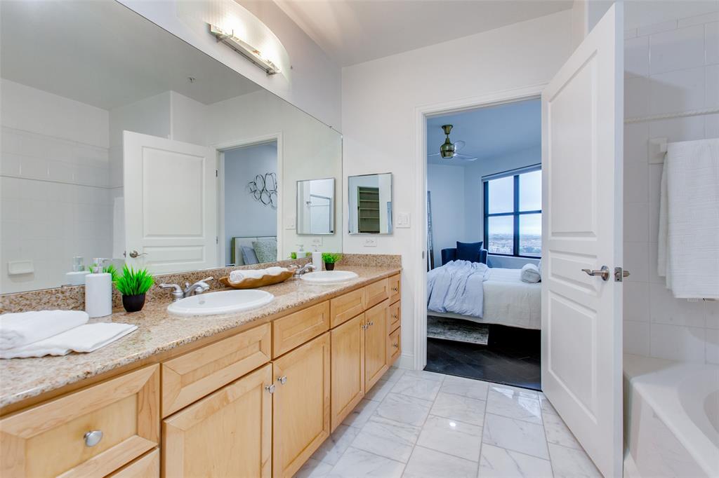 330 Las Colinas Boulevard Property Photo 20