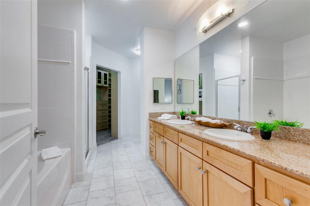 330 Las Colinas Boulevard Property Photo 21
