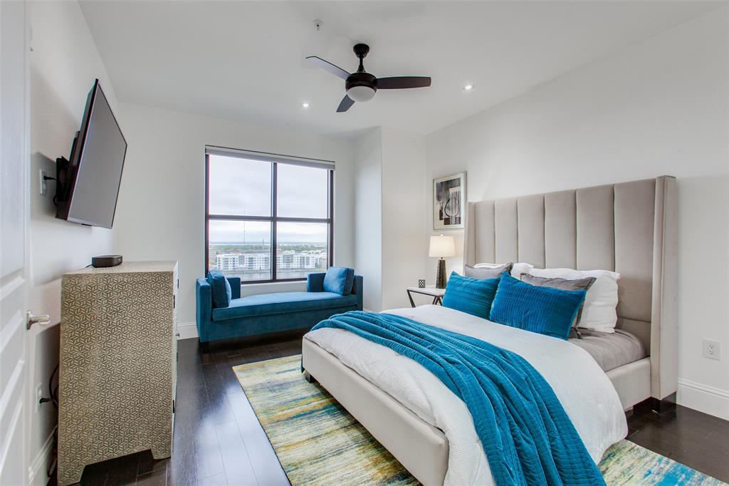 330 Las Colinas Boulevard Property Photo 24