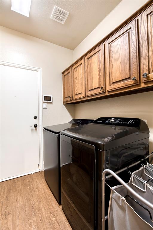 7699 Thistletree Lane Property Photo 22