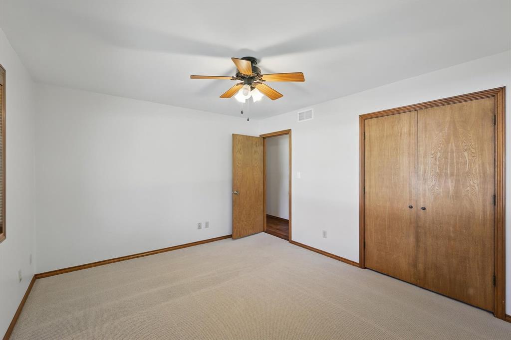 201 Stone Canyon Drive Property Photo 30