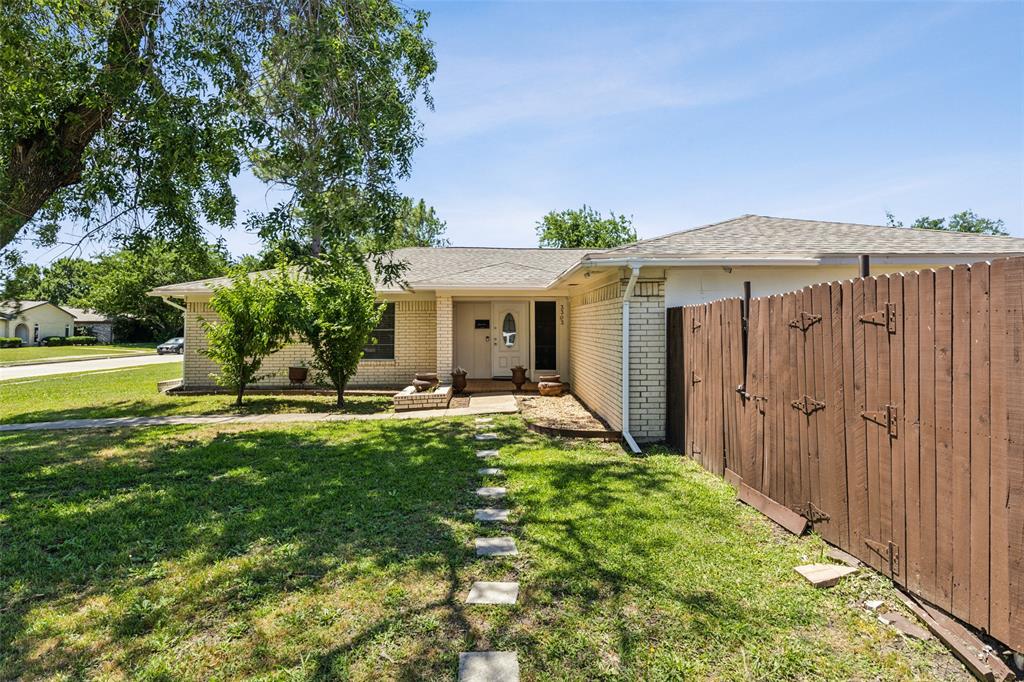 3303 Kensington Drive Property Photo 1