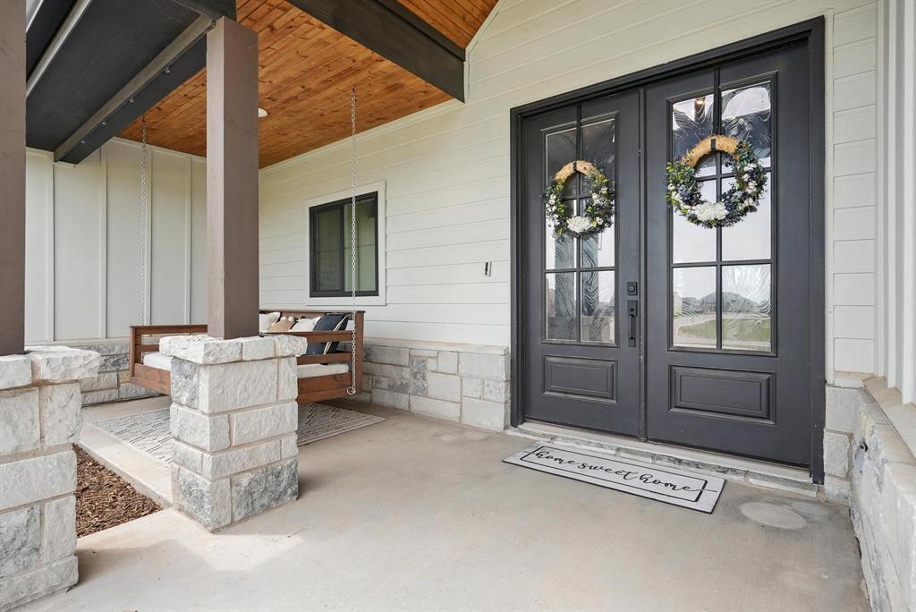 182 Spring Gap Avenue Property Photo
