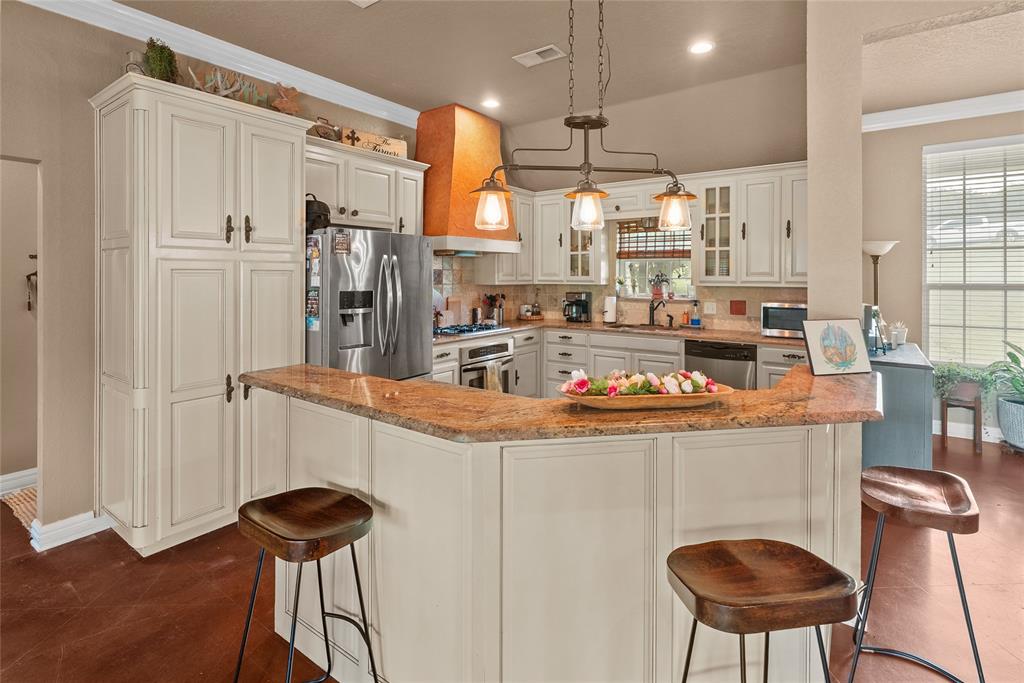 415 Stone Mountain Court Property Photo 7