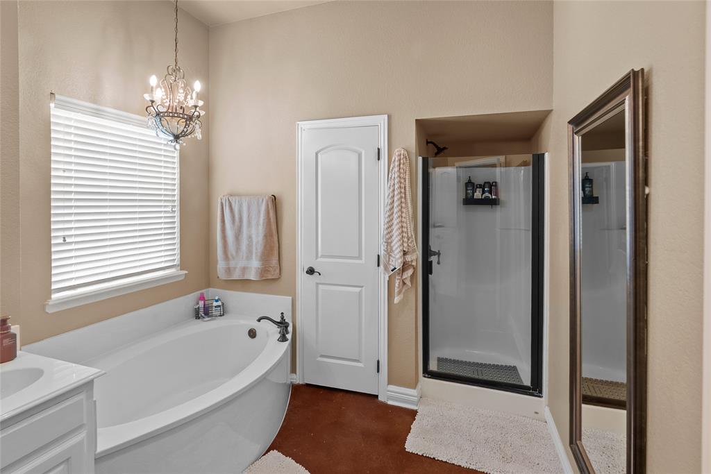 415 Stone Mountain Court Property Photo 9