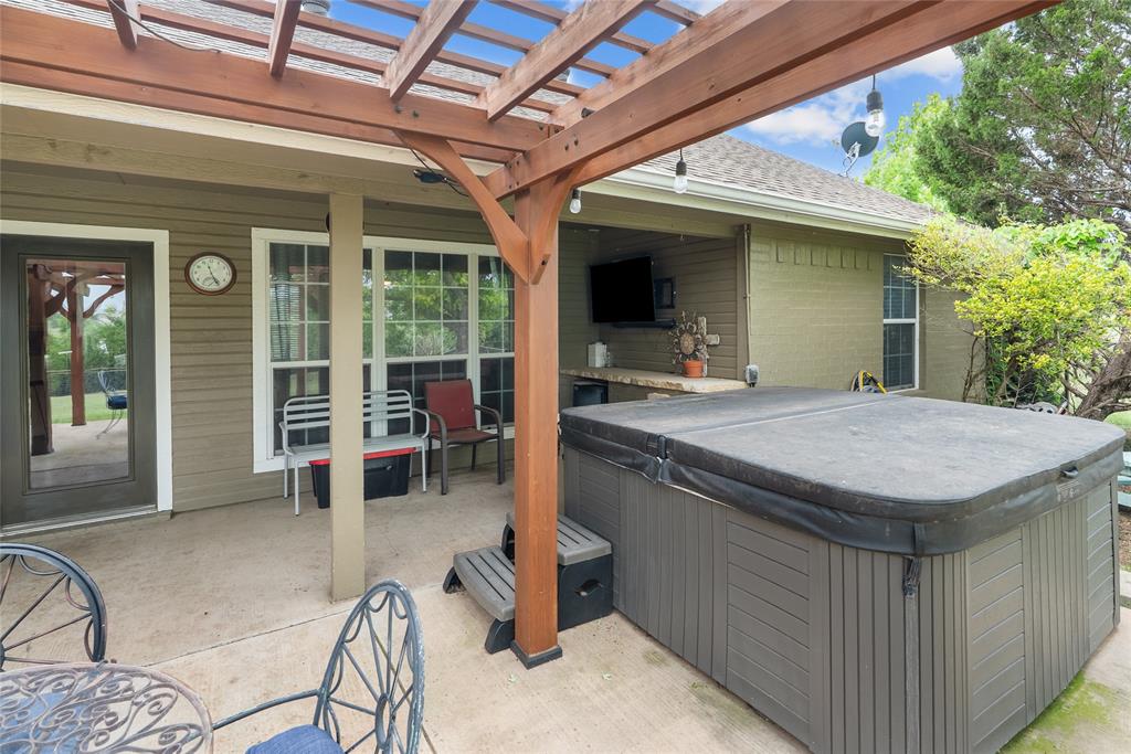 415 Stone Mountain Court Property Photo 18