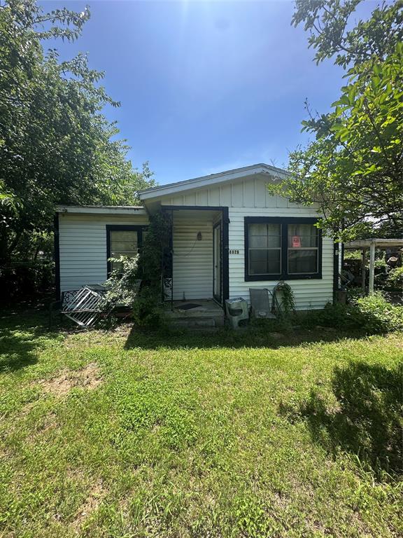 6033 Graham Street Property Photo