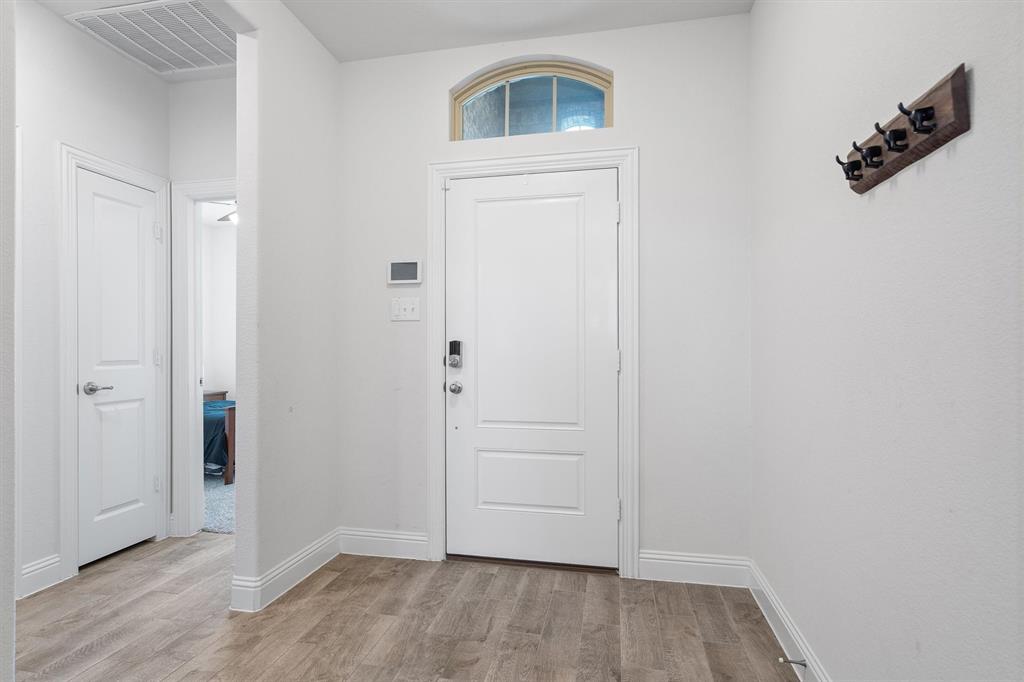 3004 Aransas Avenue Property Photo 6