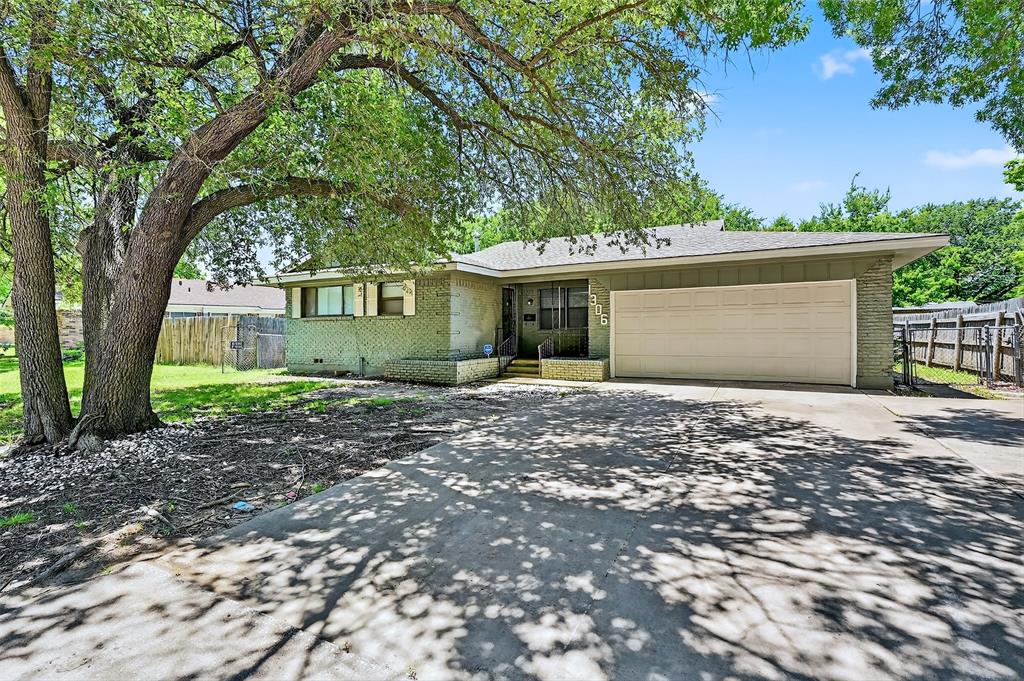 1306 Blanton Place Property Photo 2