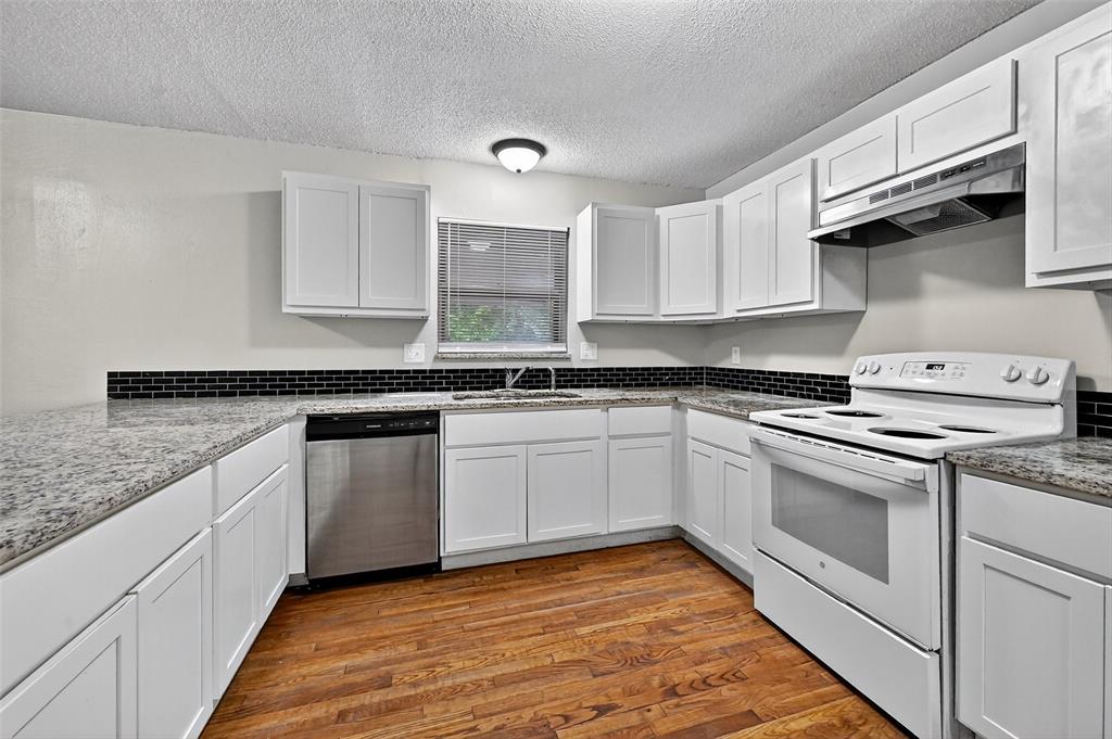 1306 Blanton Place Property Photo 6