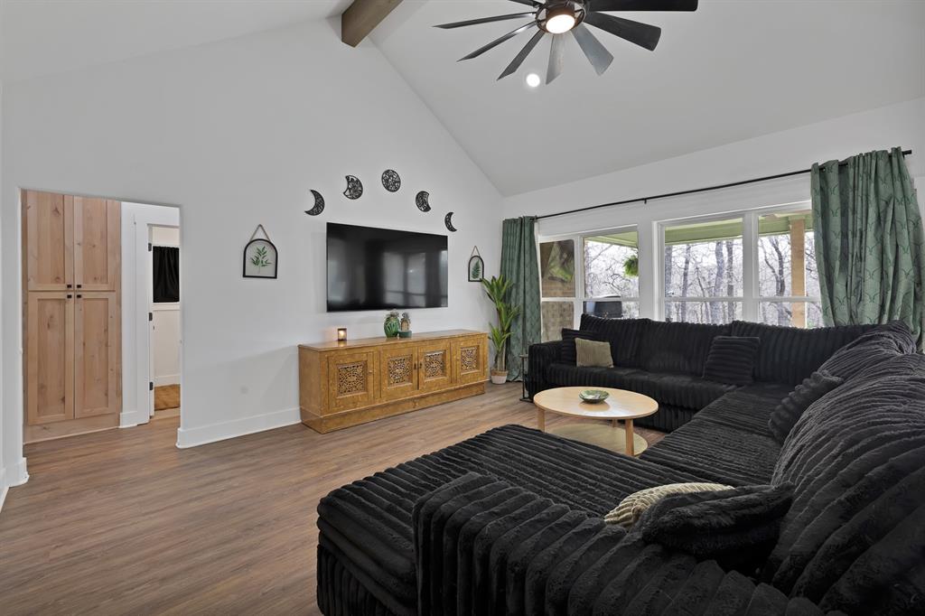 230 Silver Lakes Drive Property Photo 4